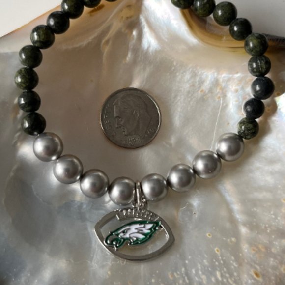 Philadelphia Eagles 'Bleeding Green Nation', Midnight Green & Silver Swoop Eagle - Picture 7 of 7